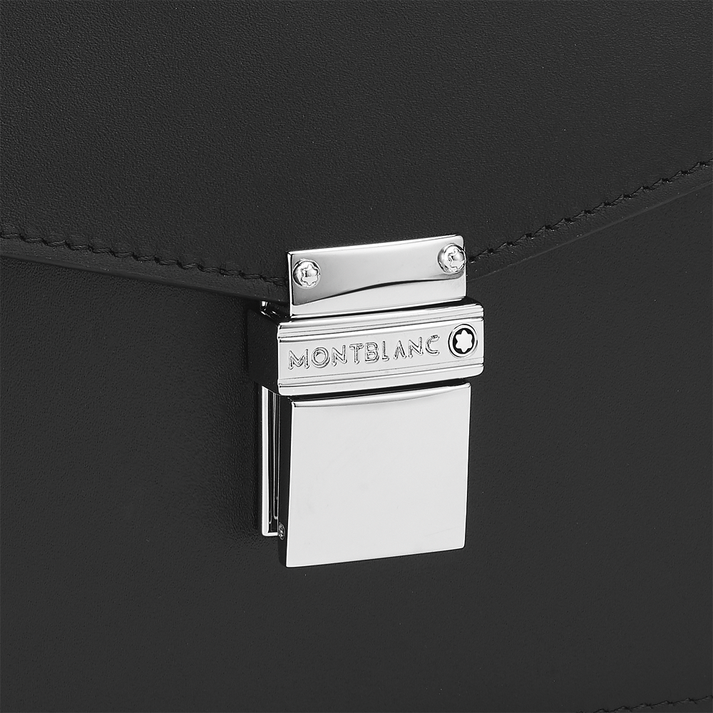 Clutch, image 2