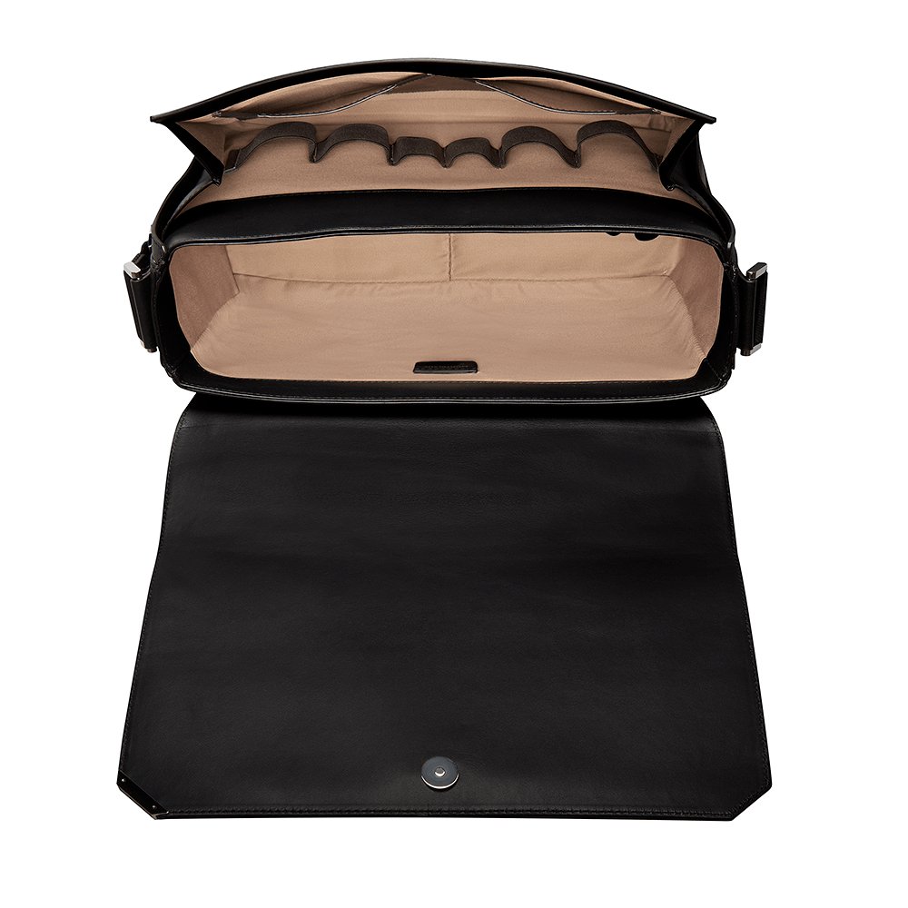 Montblanc Urban Spirit Messenger Bag Medium, image 3