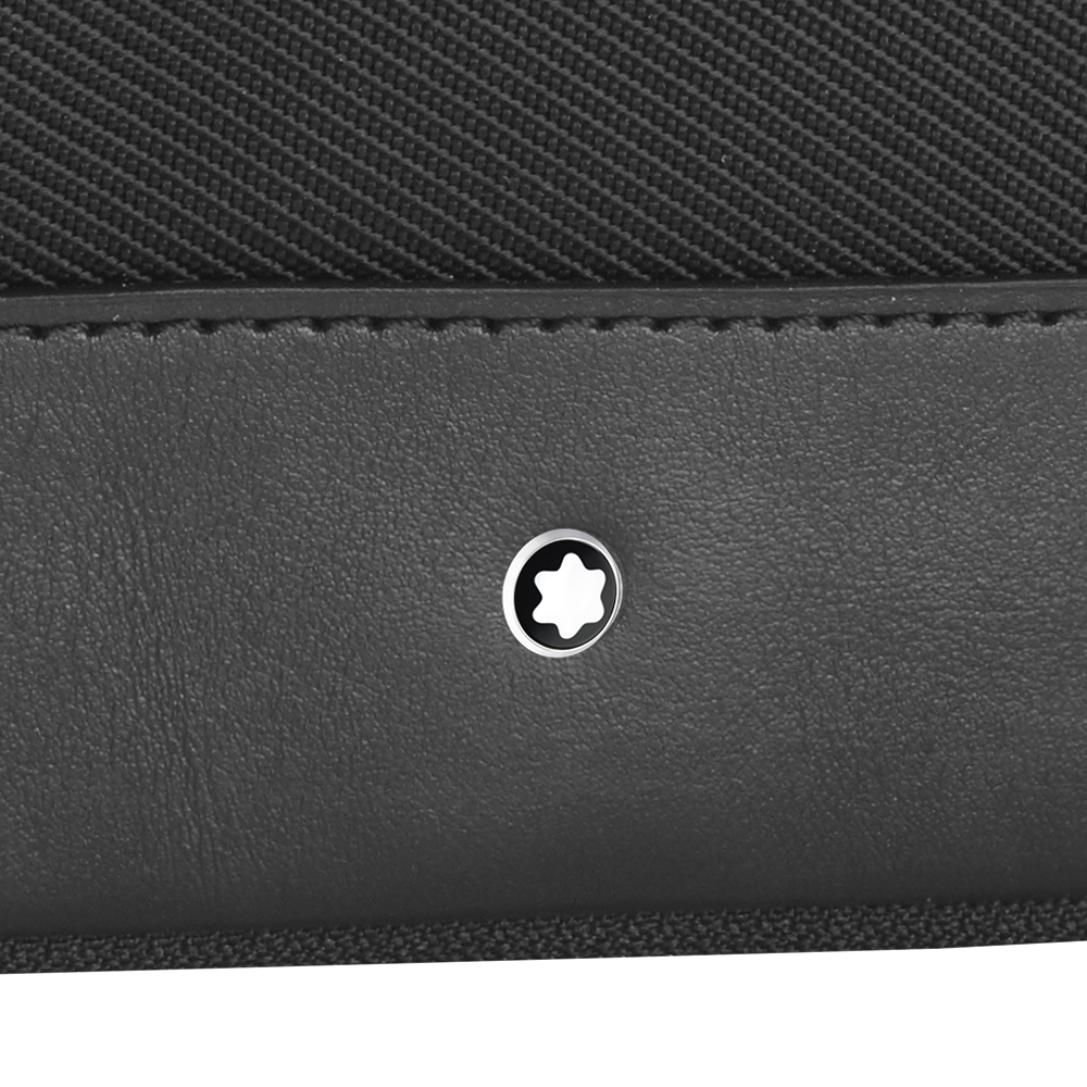 My Montblanc Nightflight Wash Bag With Hanger, image 2